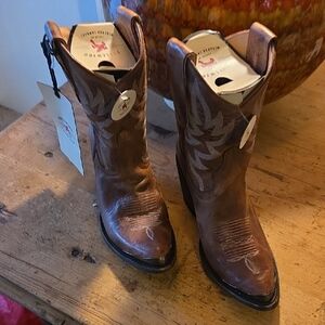 Idyllwind Tan Western Heeled Boots